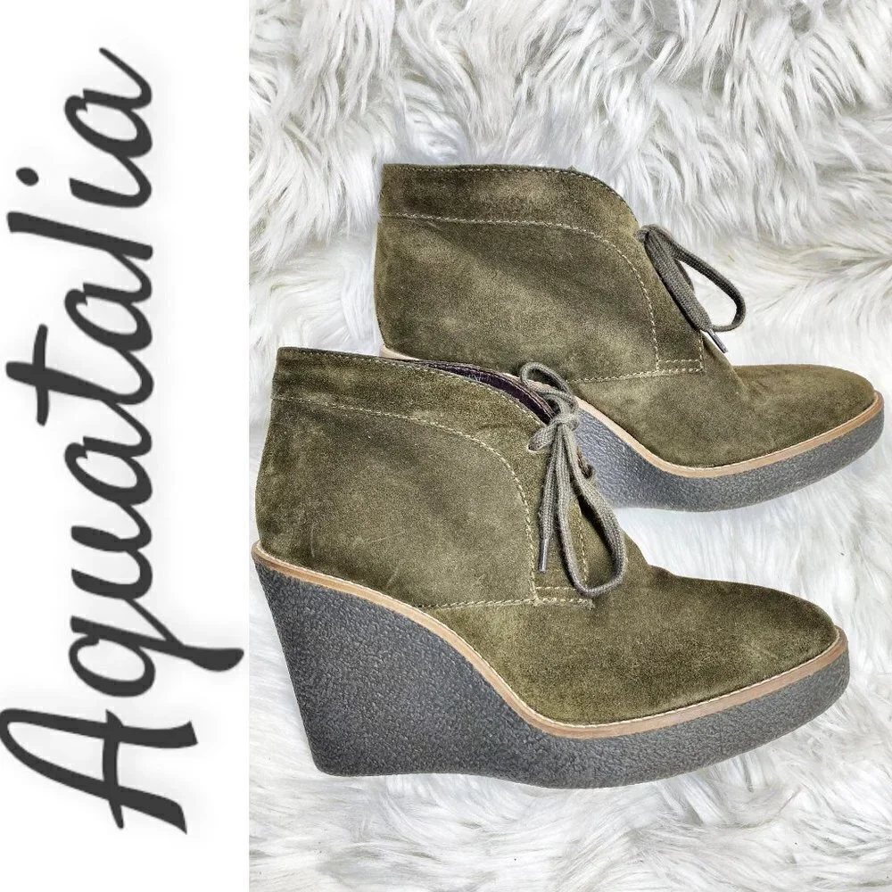 AQUATALIA Vianna Weatherproof Moss Green Suede Wedge Bootie, Size‎ 8